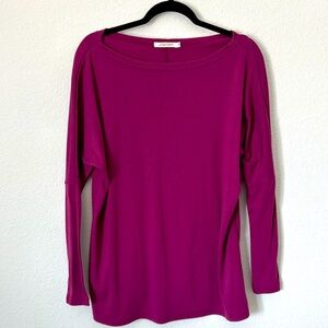 Women’s fuchsia tunic top